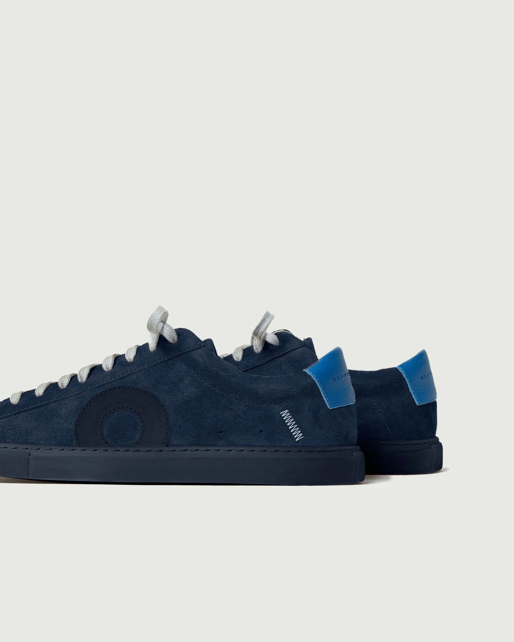 Low 1 | Marine - Image 3